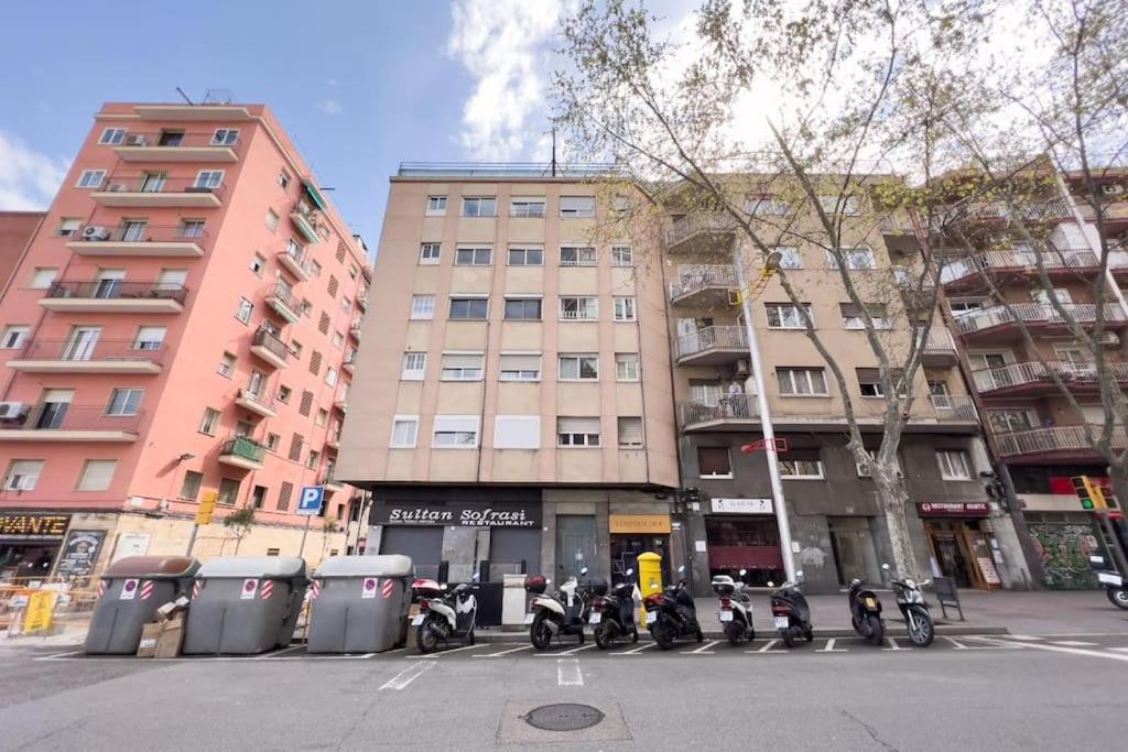 Bebarceloner Sant Andreu Apartments - 3 Bedrooms Εξωτερικό φωτογραφία